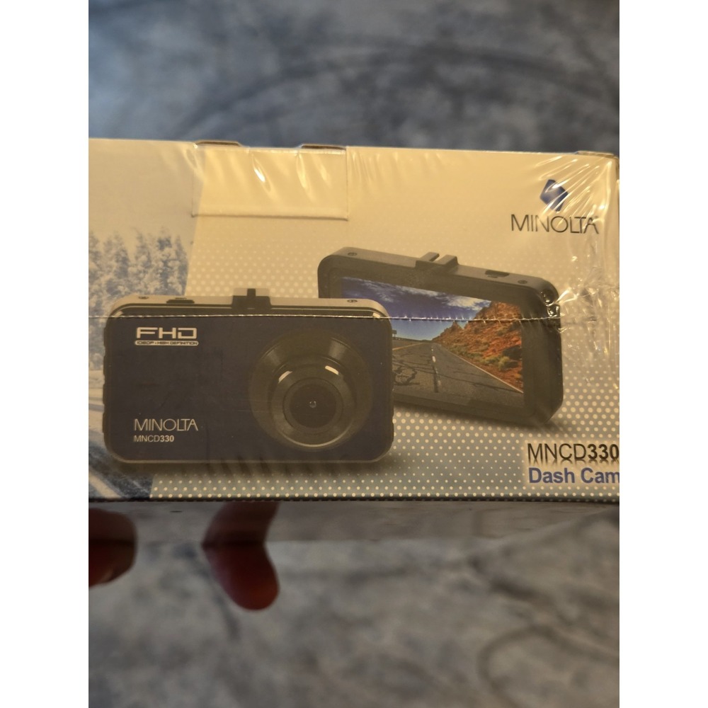 NIB Minolta MNCD330 Dash Cam Black 3.0" LCD Monitor 1080p Full HD - Picture 5 of 6